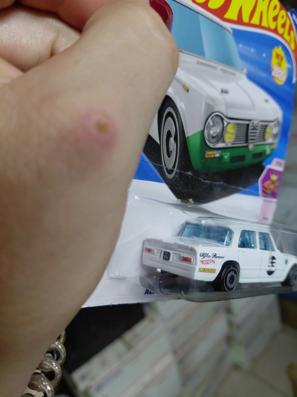 Hot Wheels 1963 Alfa Romeo Giulia TI Super from the 2025 Compact Kings series (c